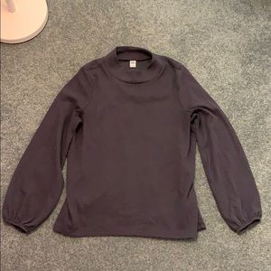 Thin turtleneck Sweater!